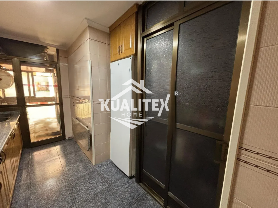 For sale of flat in Cáceres