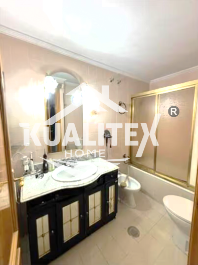 For sale of flat in Cáceres