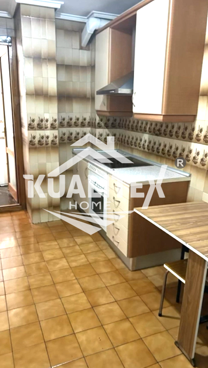For sale of flat in Cáceres