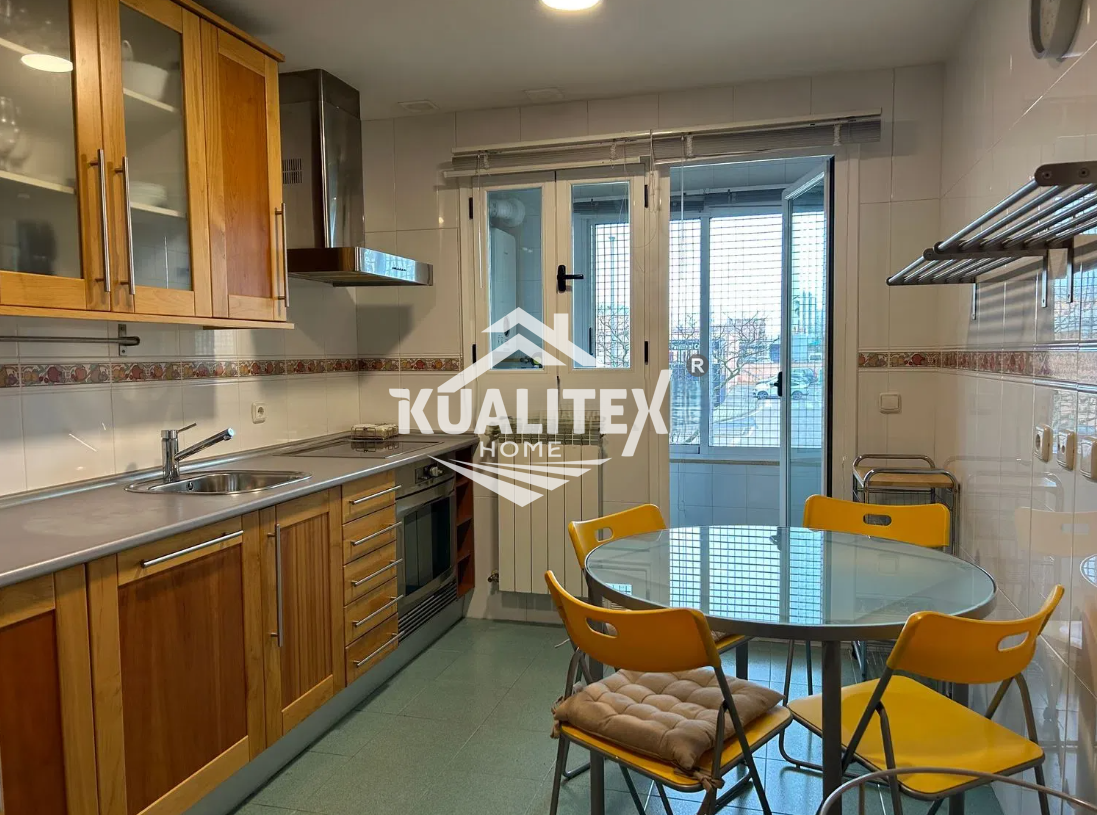 For rent of apartment in Cáceres