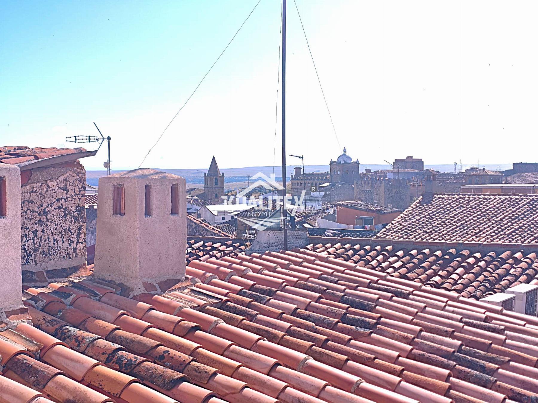 For sale of house in Cáceres