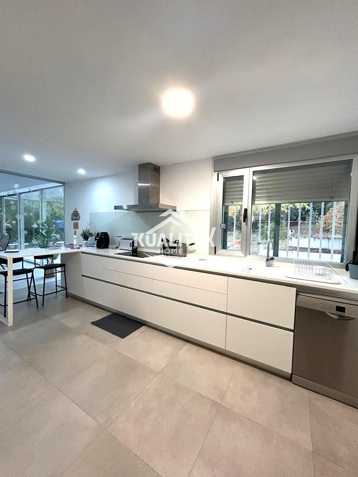 Venta de chalet en Sierra de Fuentes