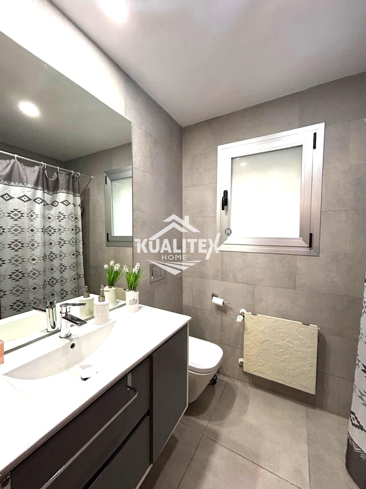 Venta de chalet en Sierra de Fuentes