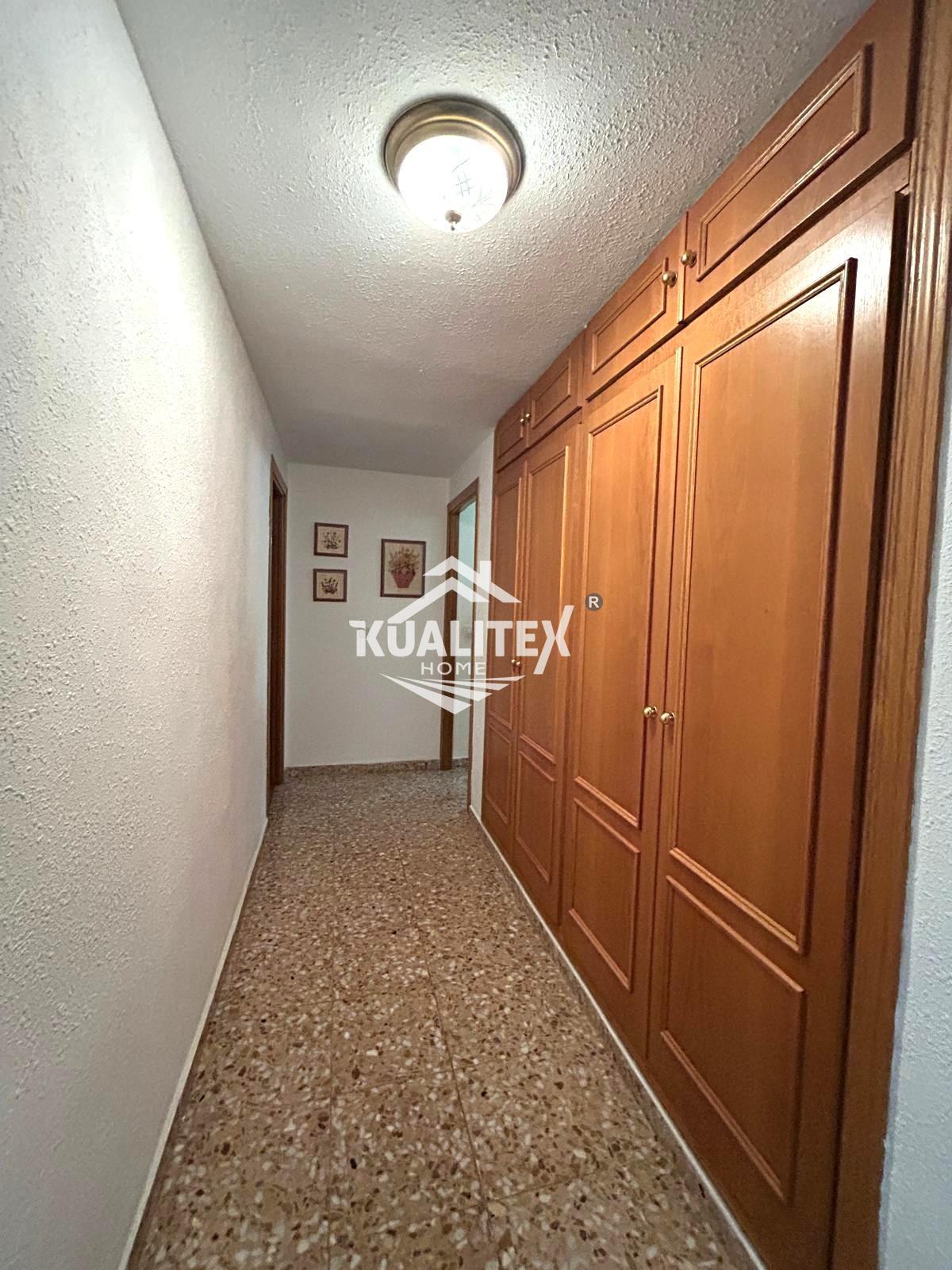 Venta de chalet en Sierra de Fuentes