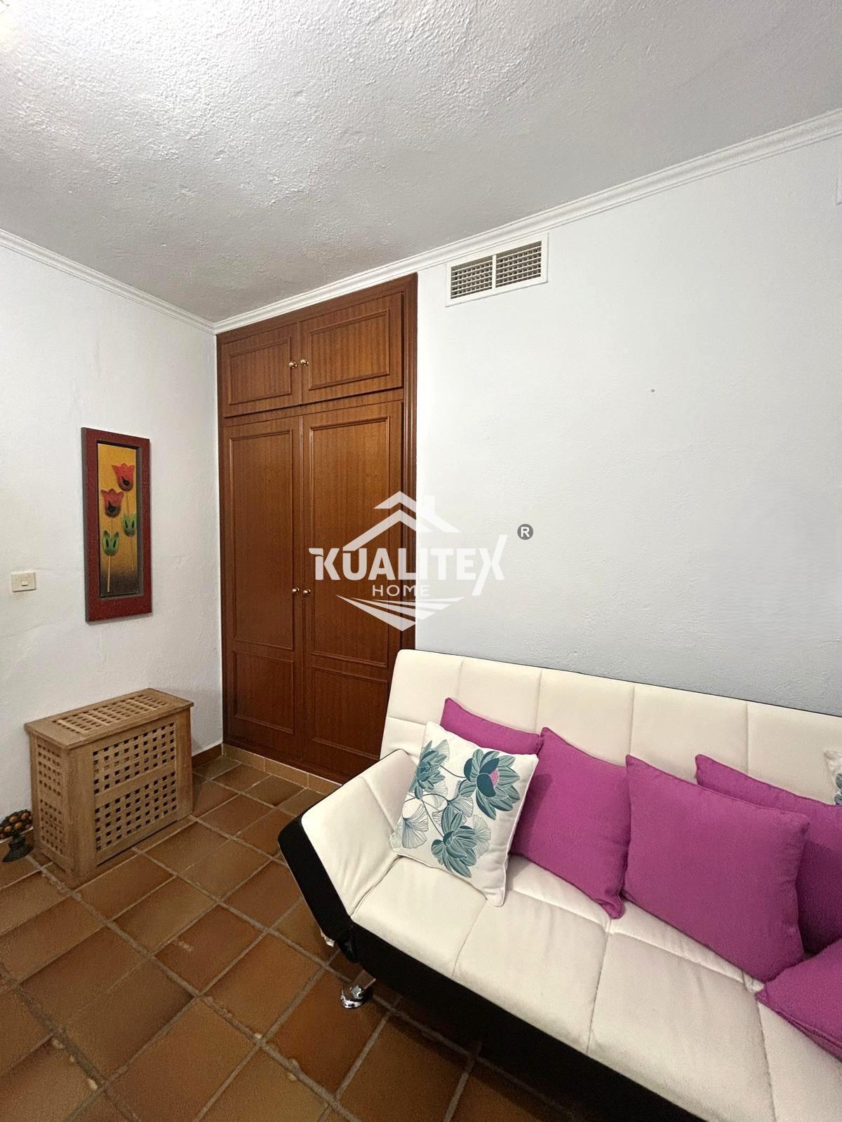 Venta de chalet en Sierra de Fuentes