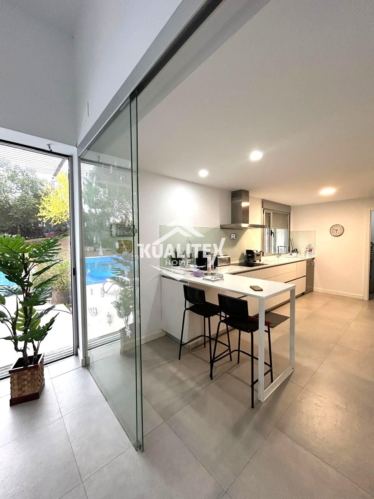 Venta de chalet en Sierra de Fuentes