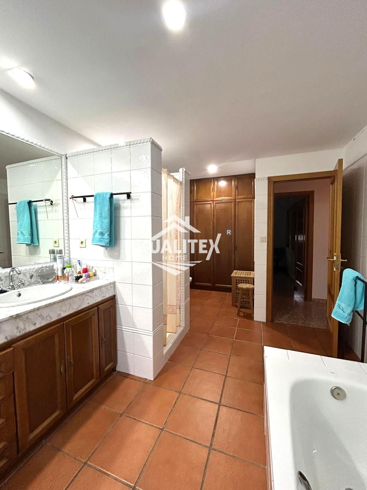 Venta de chalet en Sierra de Fuentes