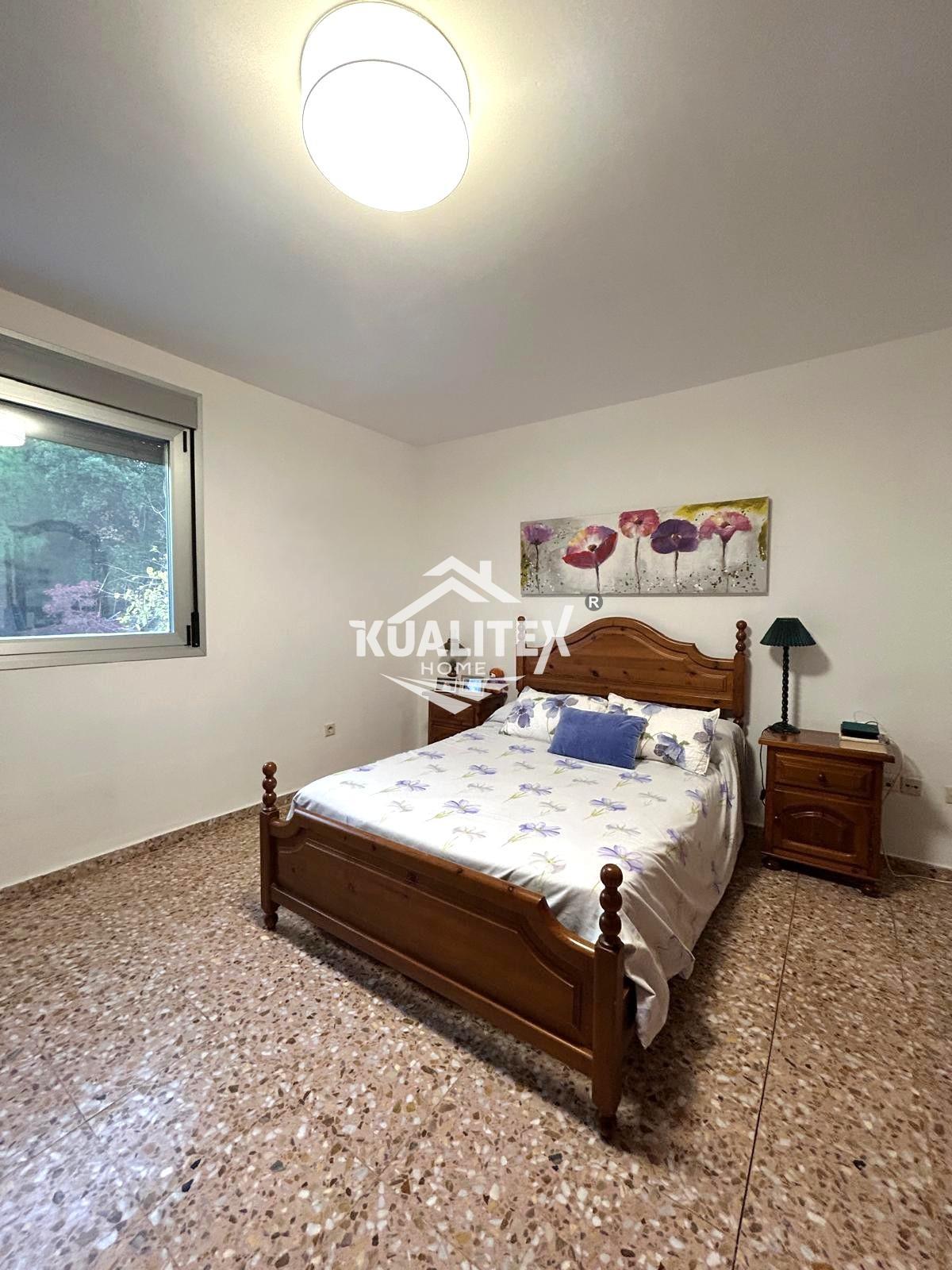 Venta de chalet en Sierra de Fuentes