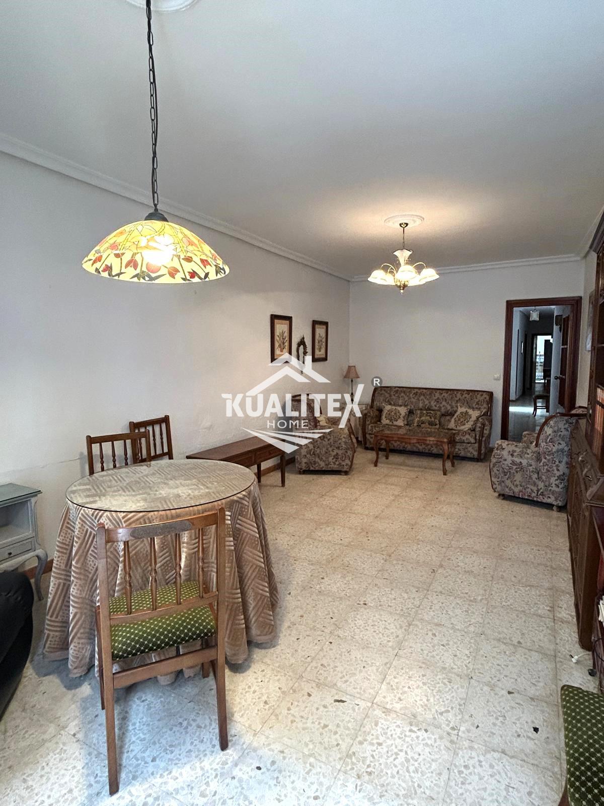 Venta de planta baja en Arroyo de la Luz