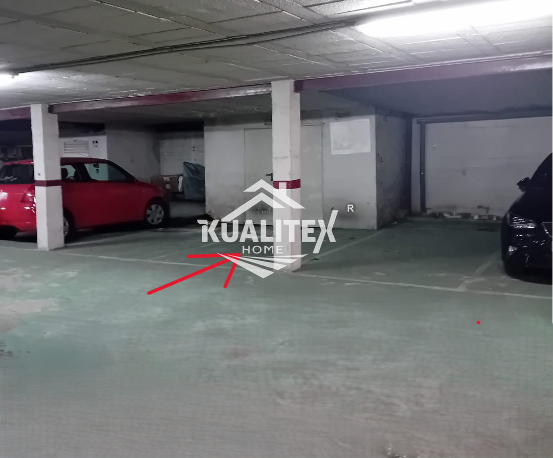 Venta de garaje en Cáceres