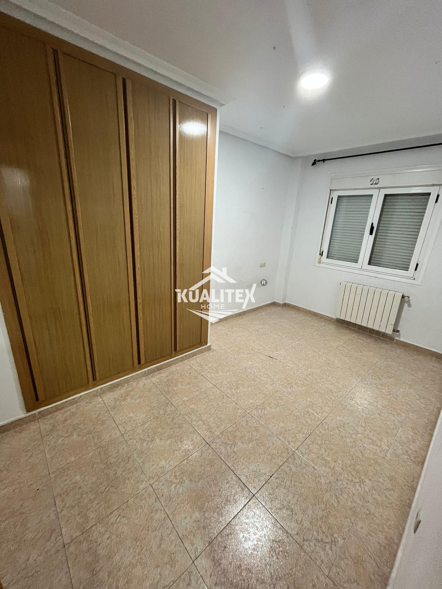 For rent of chalet in Cáceres
