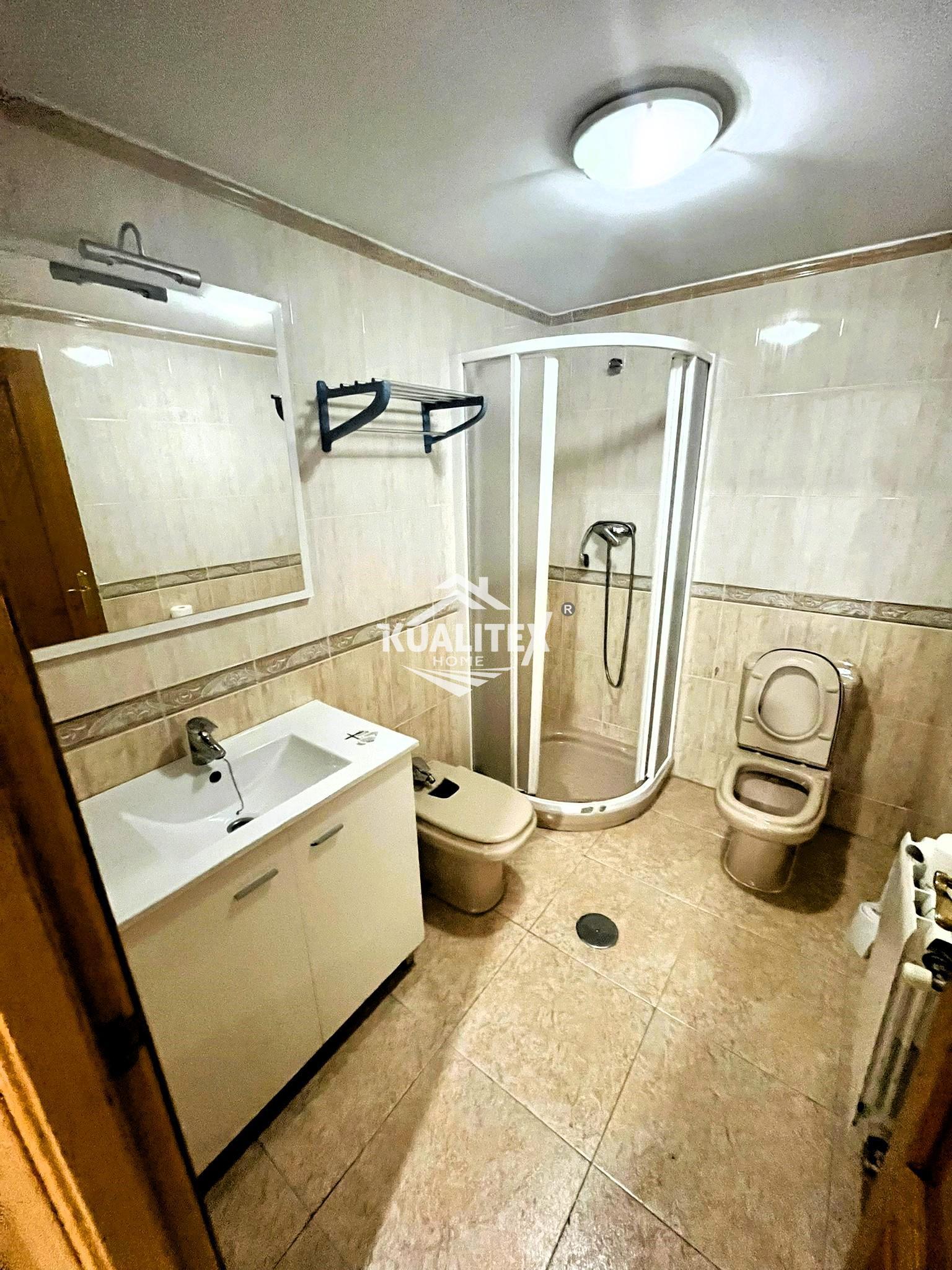For rent of chalet in Cáceres