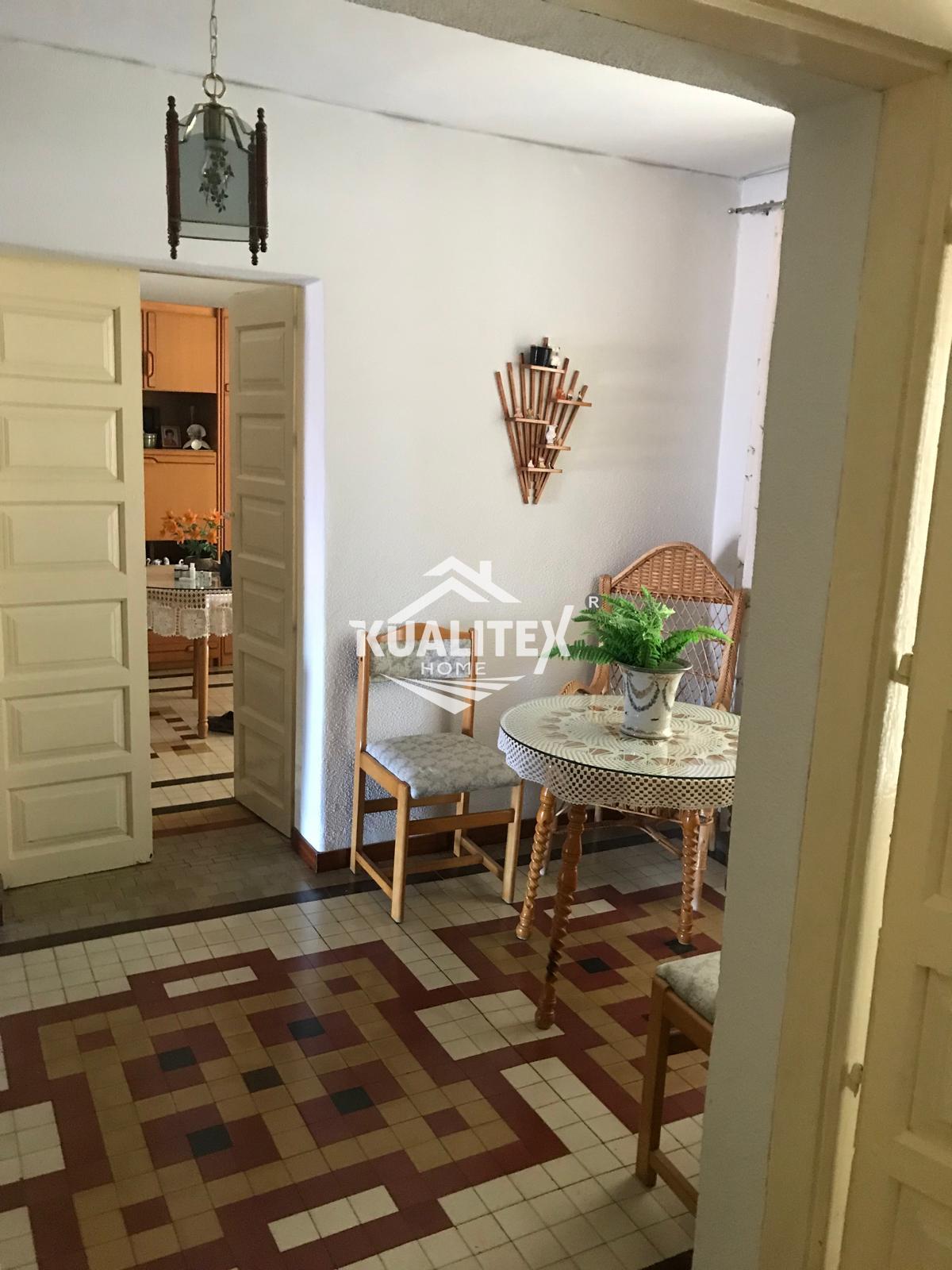 For sale of building in Cáceres