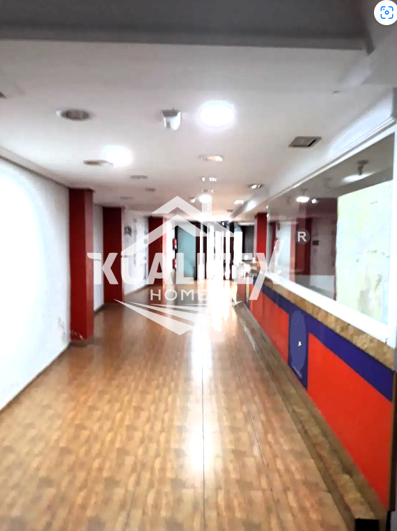 Venda de local comercial em Cáceres