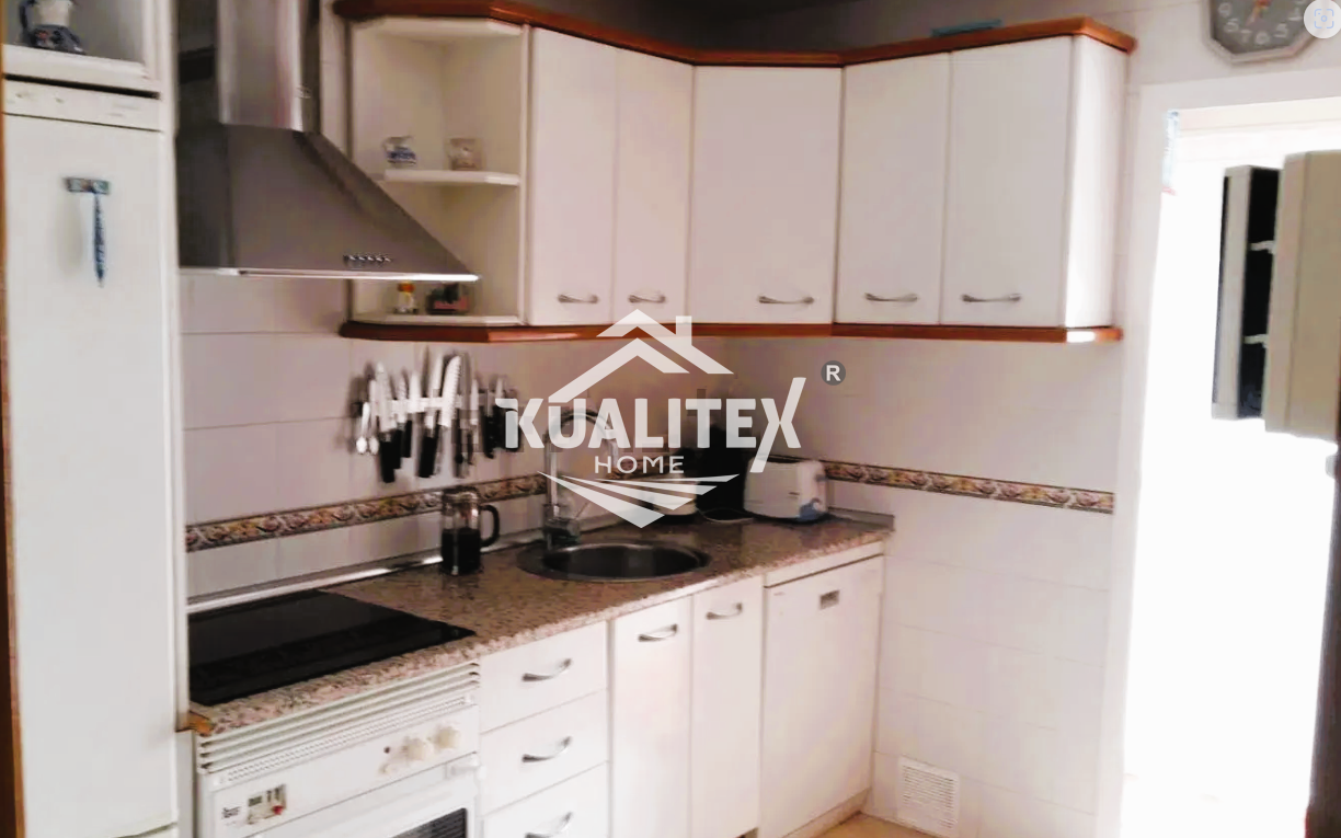 Salgai  txaleta  Cáceres