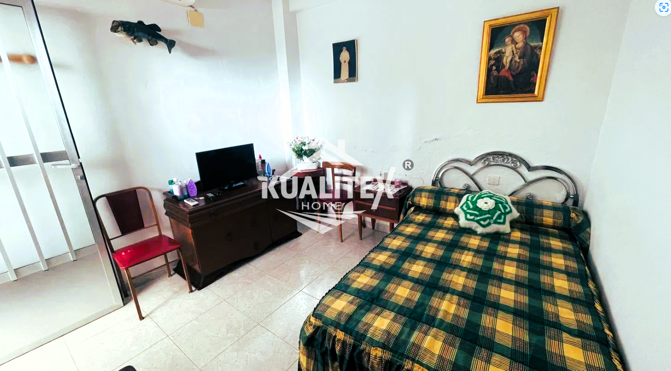 For sale of house in Cáceres