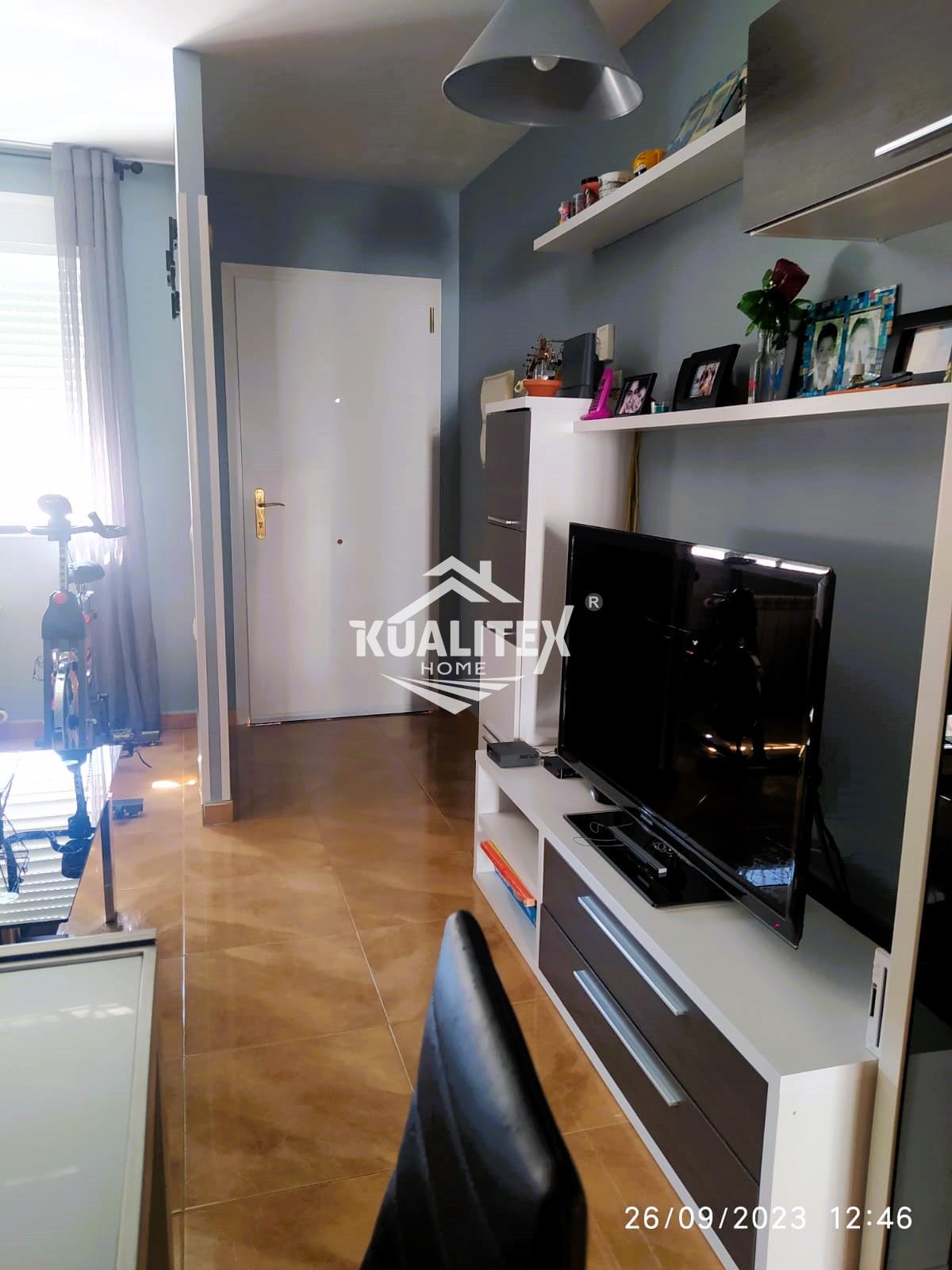 For sale of chalet in Cáceres