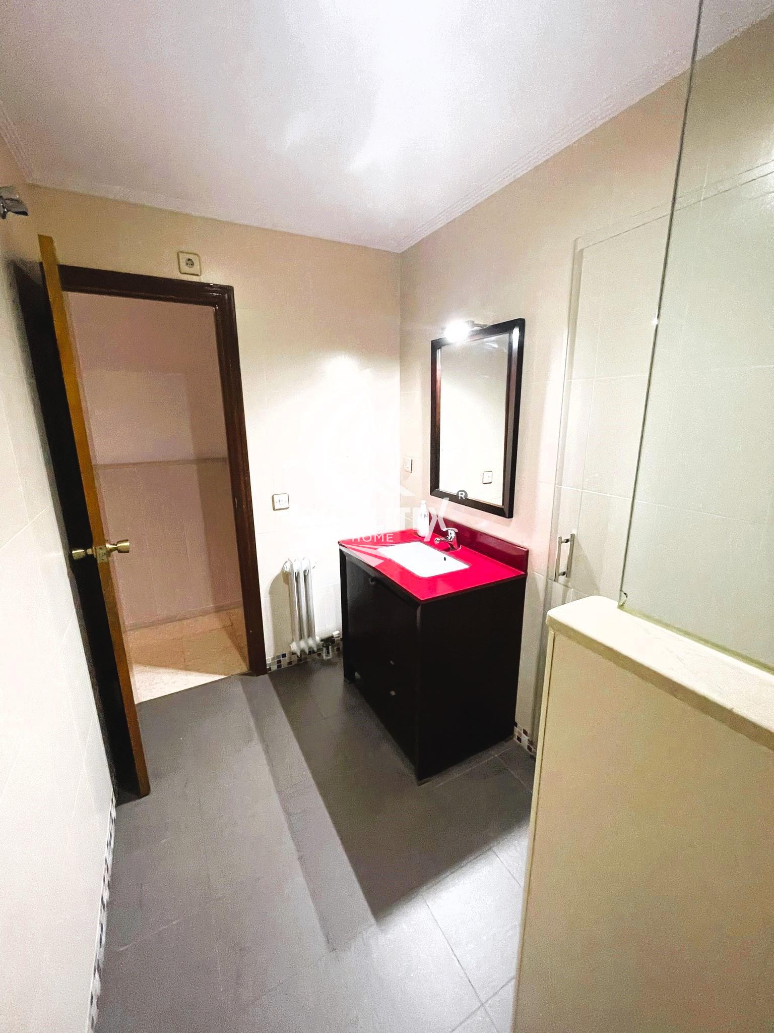 For sale of flat in Cáceres