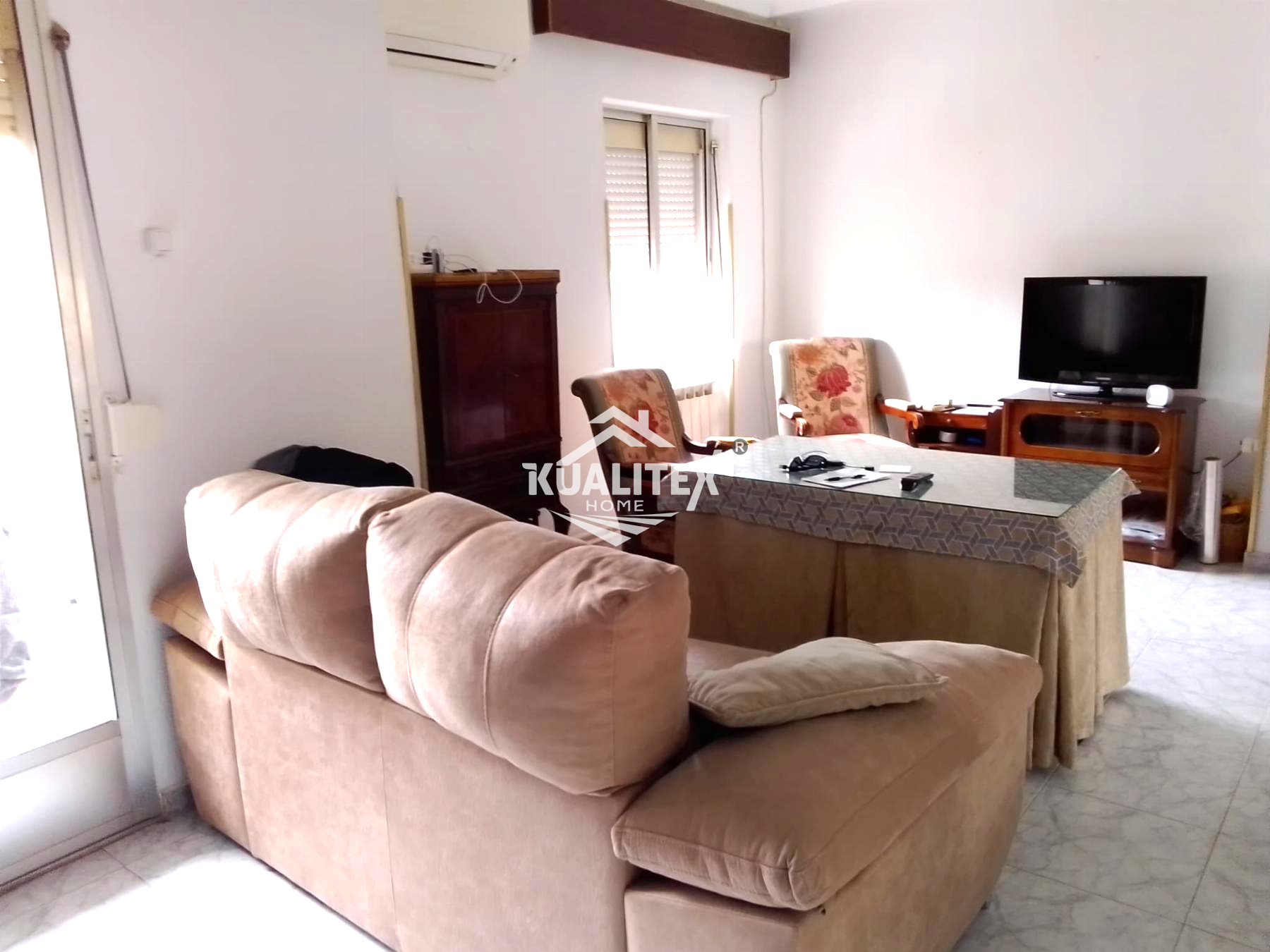 For sale of flat in Cáceres