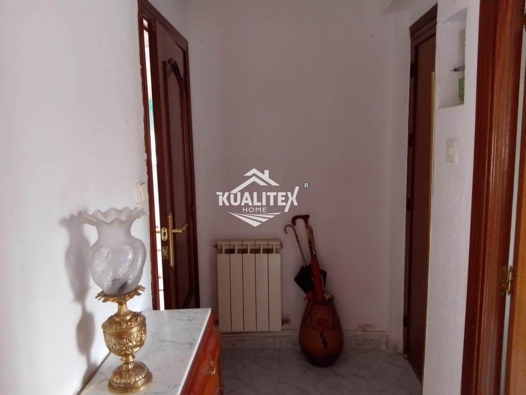 For sale of flat in Cáceres