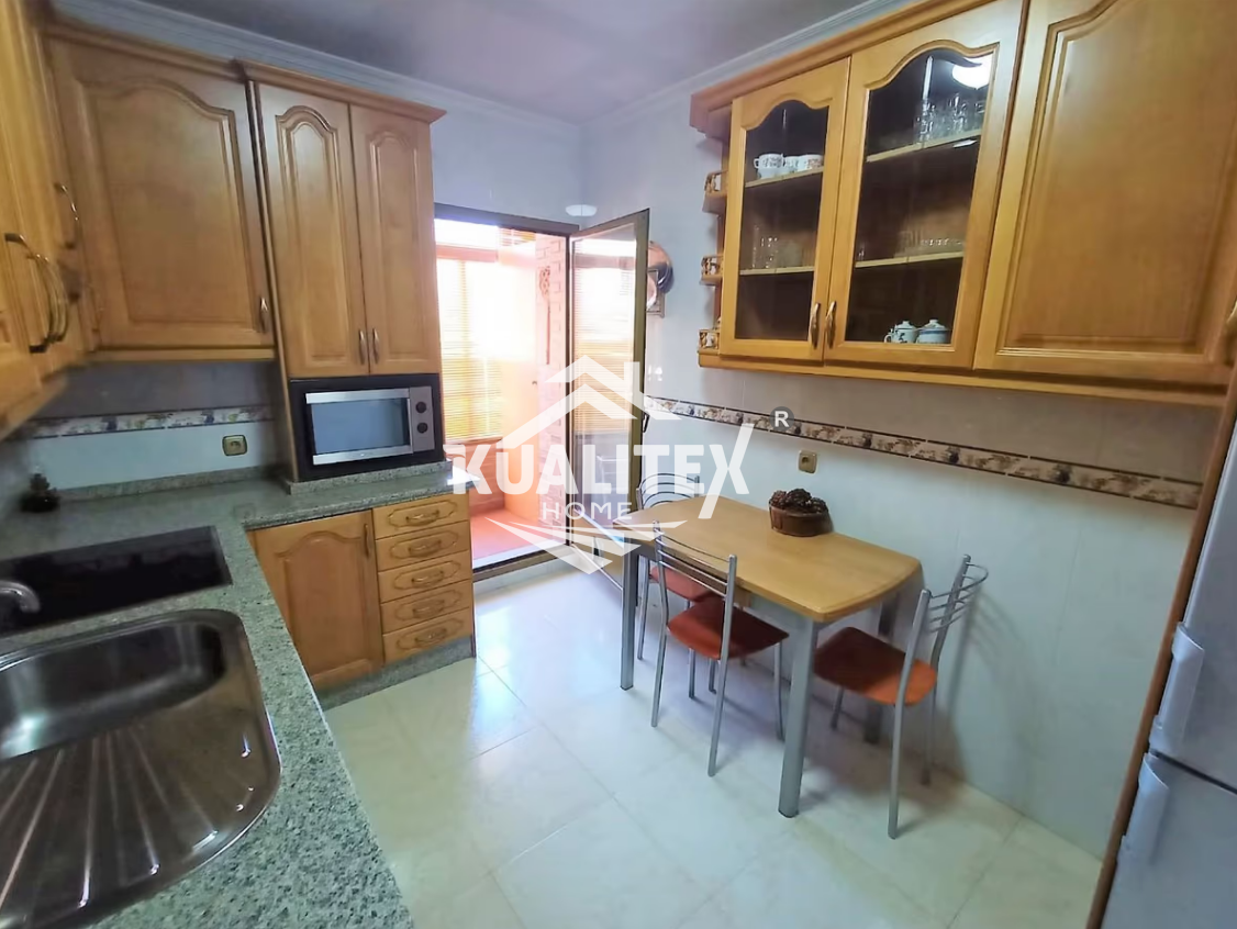 For sale of duplex in Cáceres