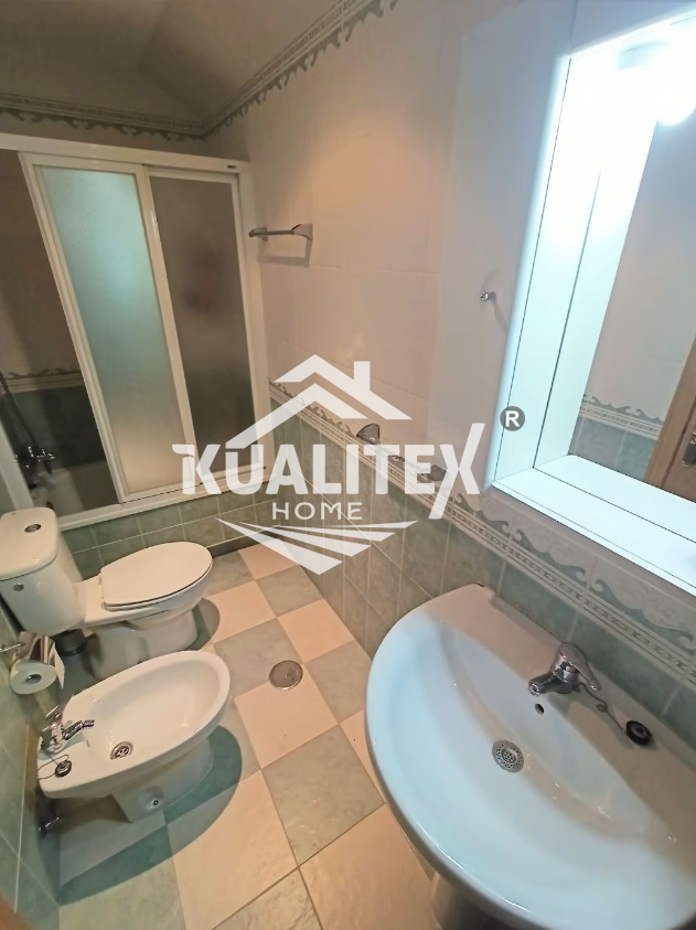 For sale of duplex in Cáceres