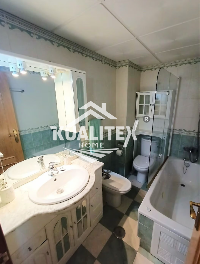For sale of duplex in Cáceres