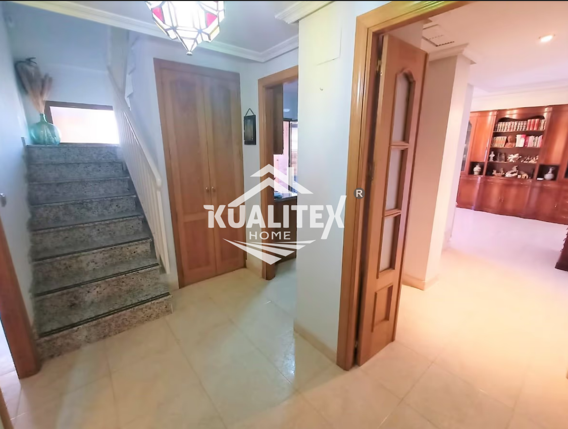 For sale of duplex in Cáceres