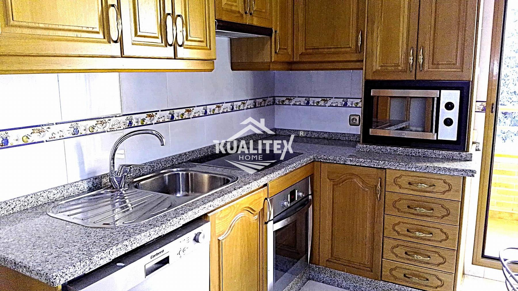 For sale of duplex in Cáceres