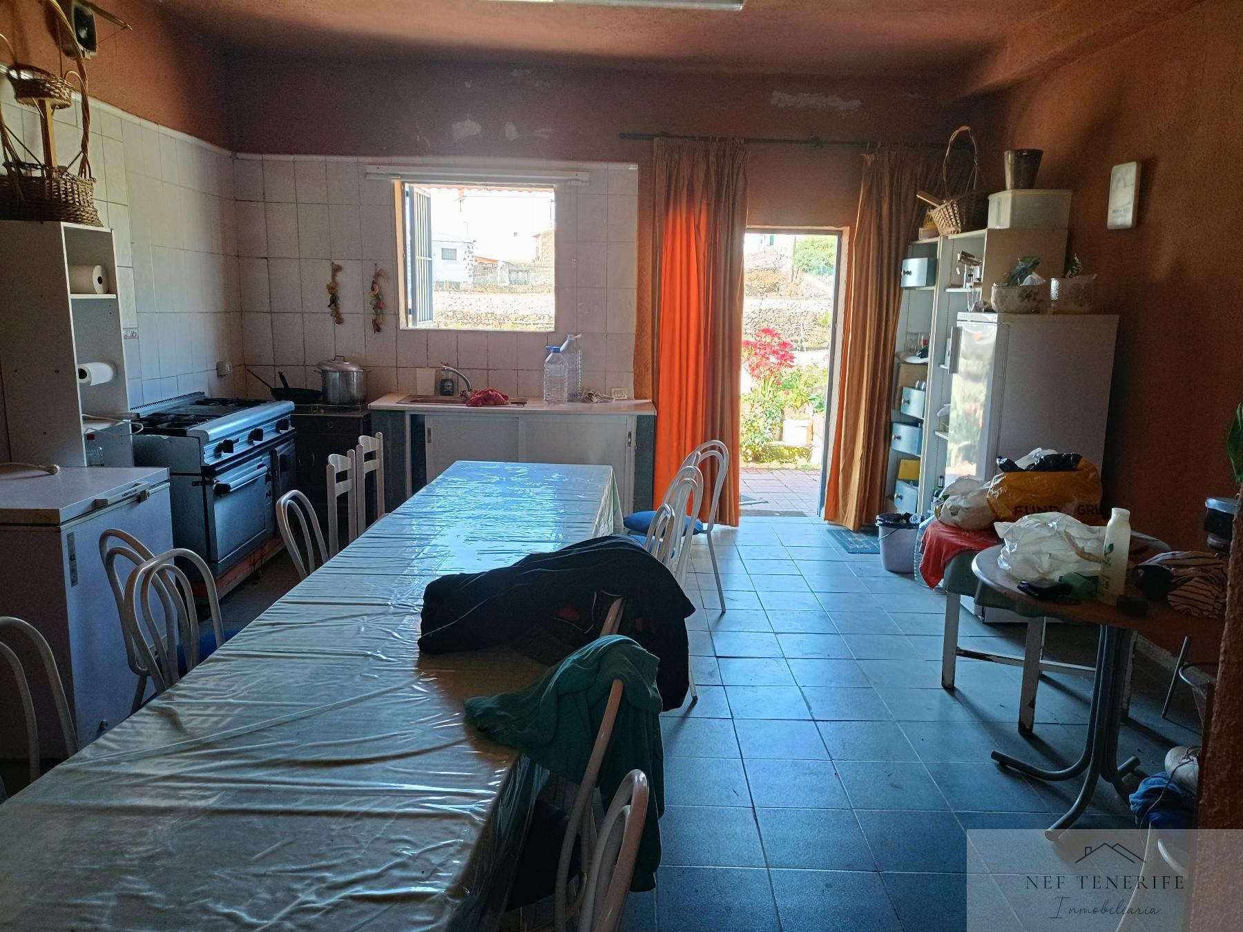 Venta de finca rústica en San Isidro de Abona