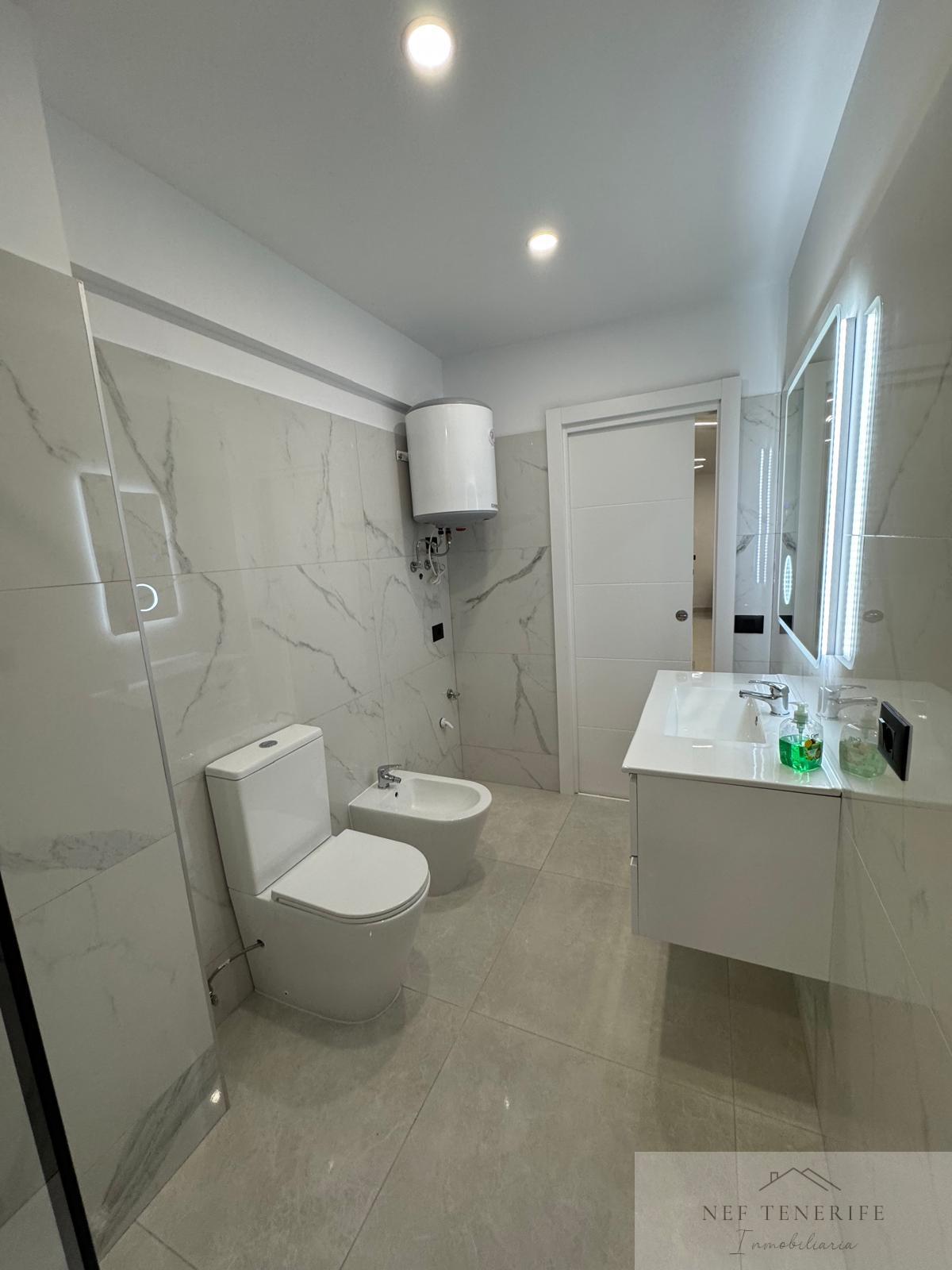 Venta de apartamento en Arona