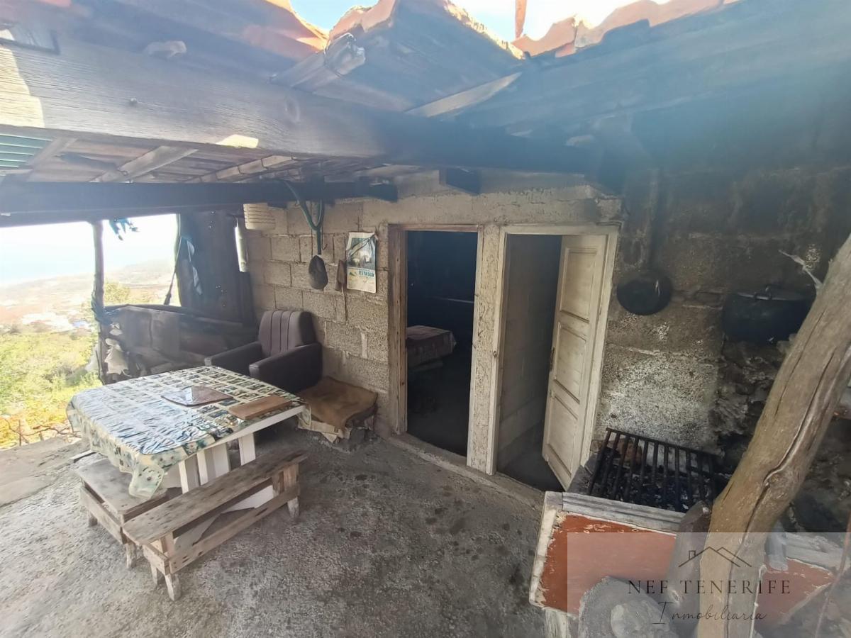 For sale of rural property in Icod de los Vinos