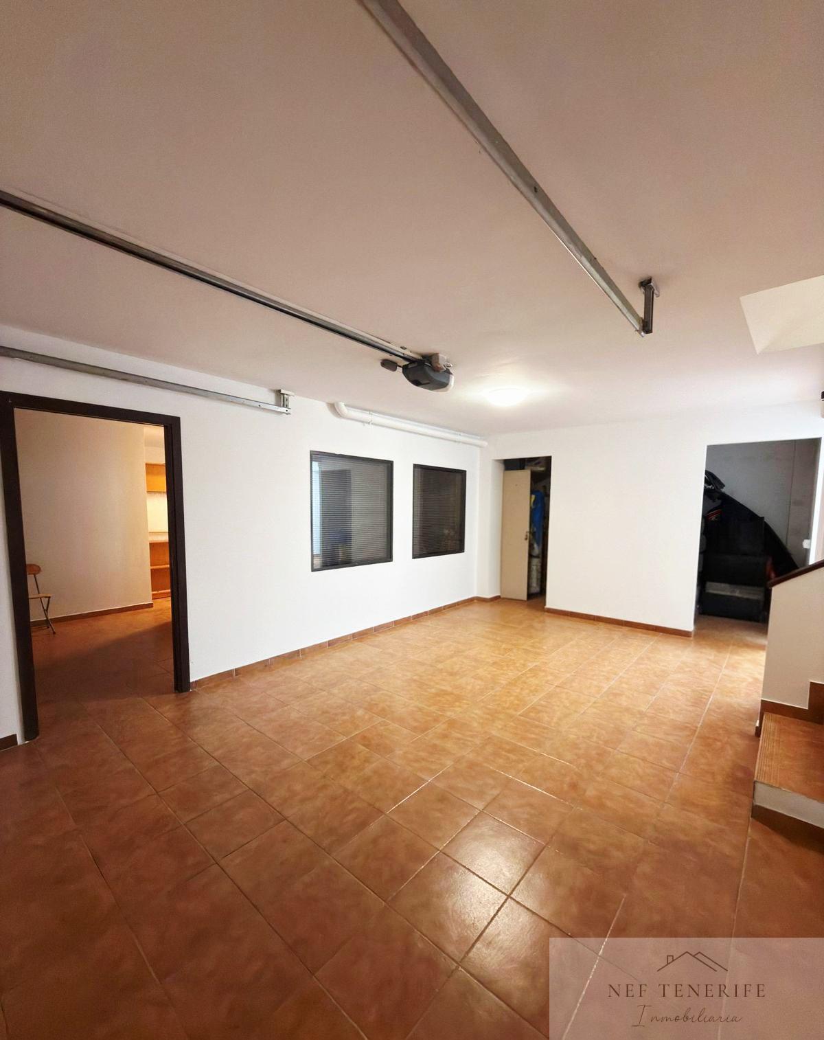 Venta de chalet en Granadilla de Abona