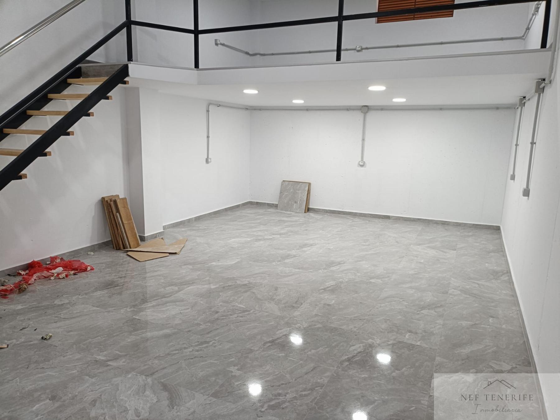 Venta de local en San Isidro de Abona
