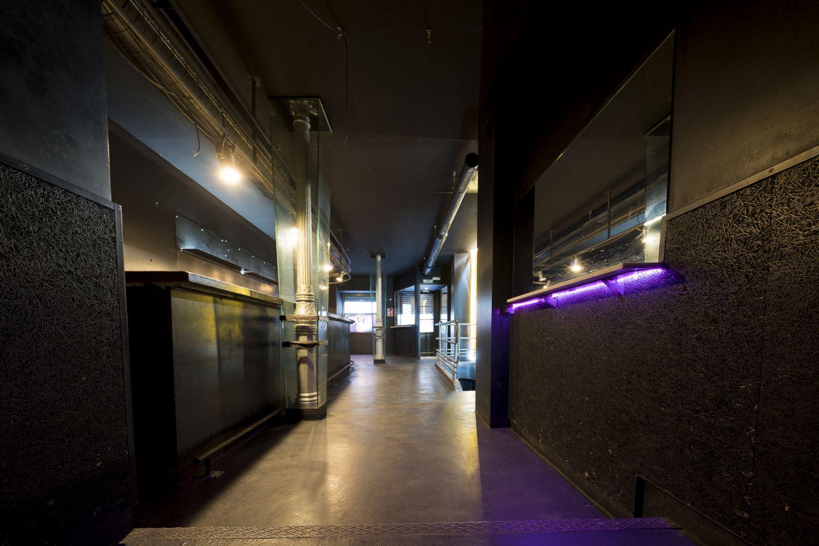 For sale of premises in Madrid