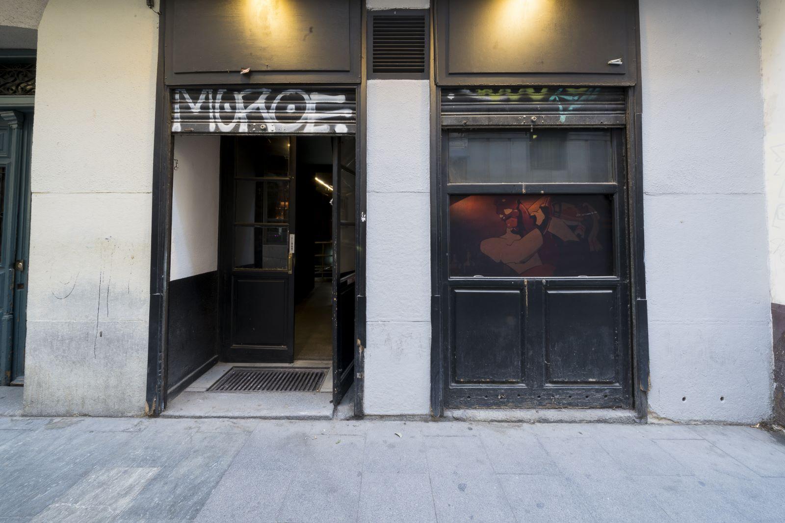 For sale of premises in Madrid