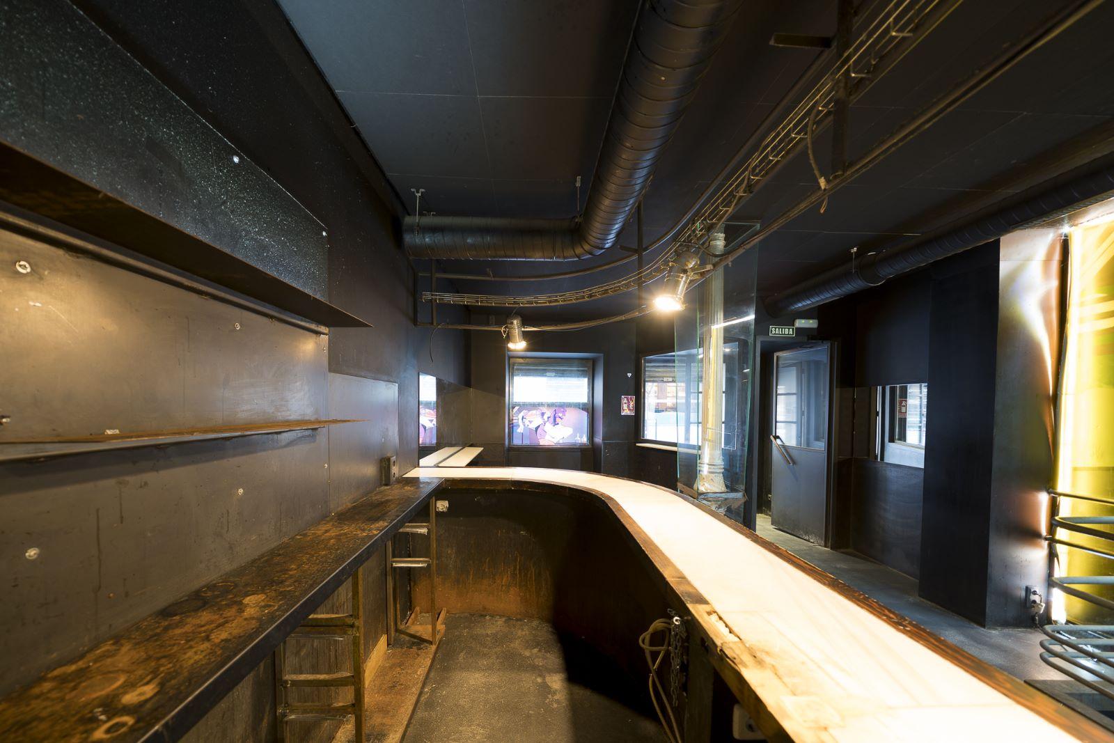 For sale of premises in Madrid