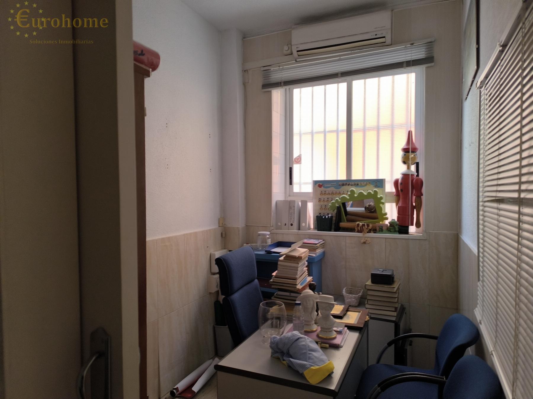 For sale of commercial in Madrid