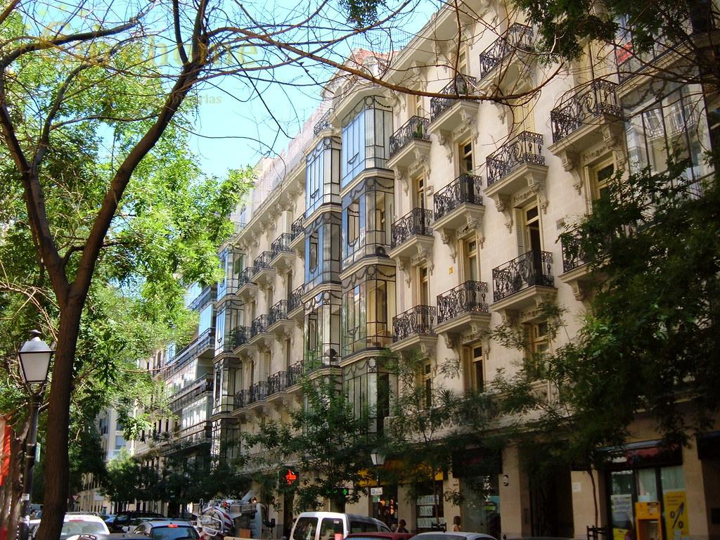 نقل من محلي في Madrid