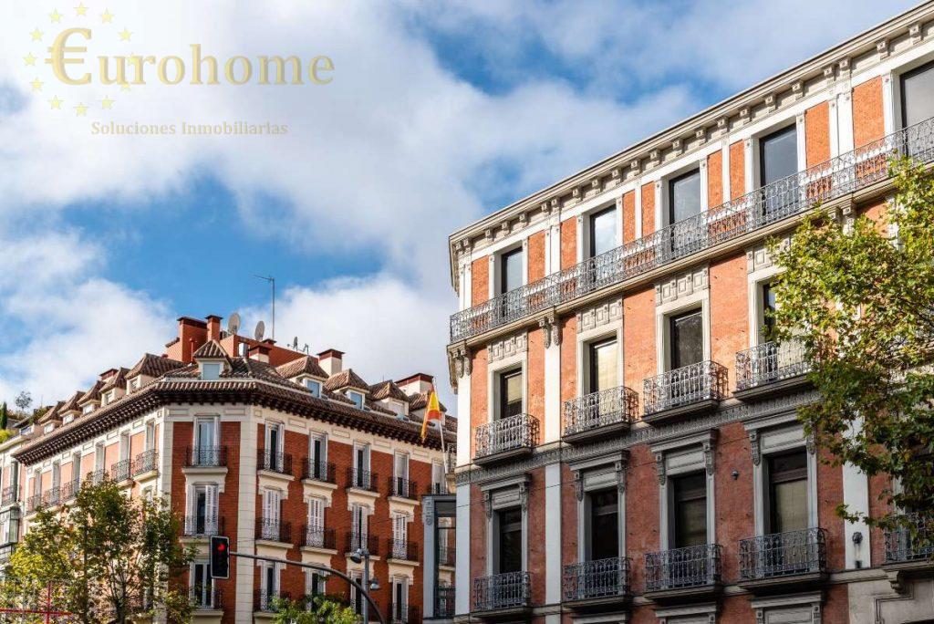 نقل من محلي في Madrid
