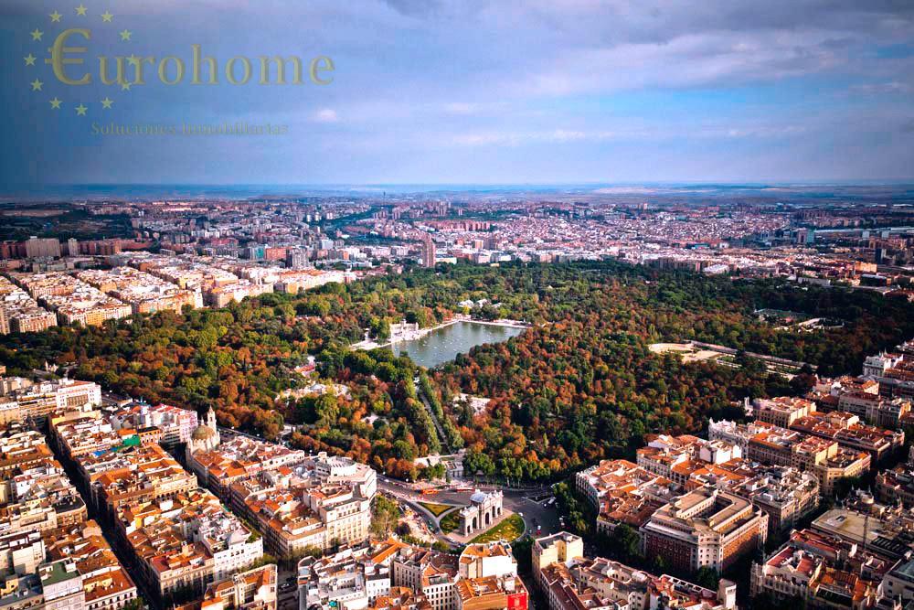 For sale of premises in Madrid