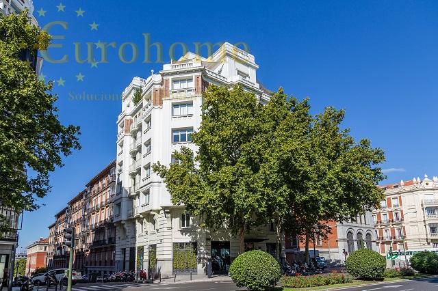 For sale of premises in Madrid