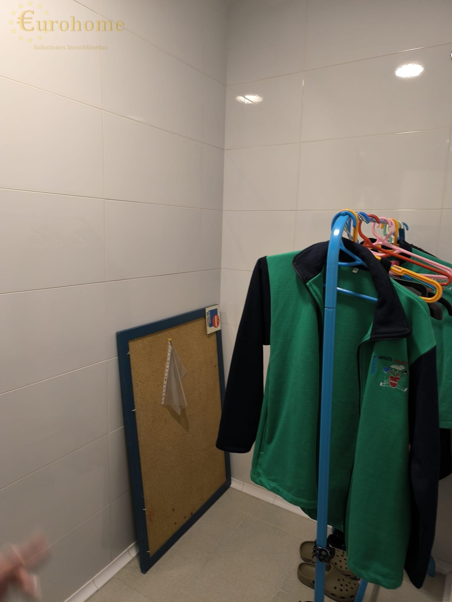 Kleiderschrank