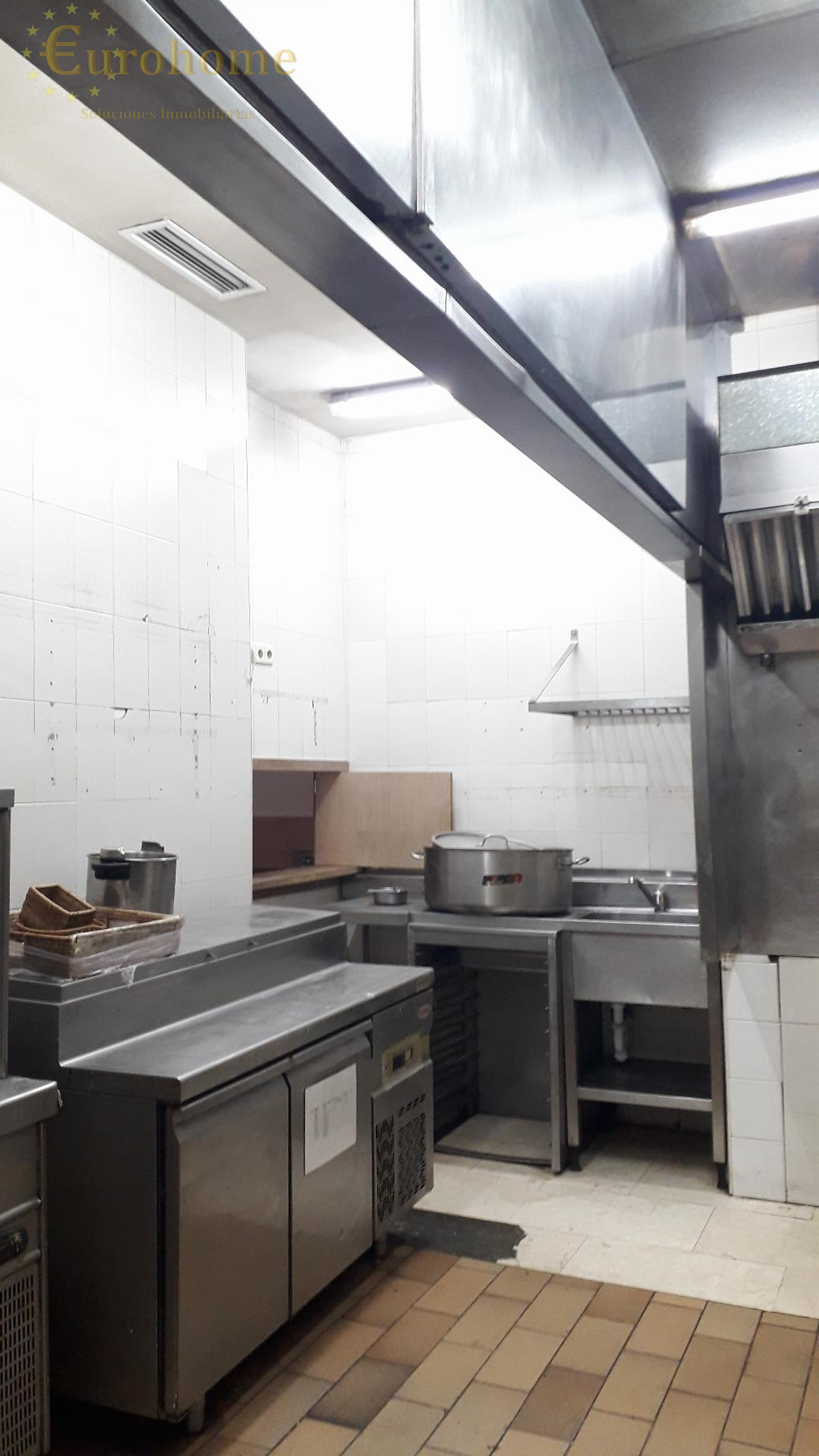 Venta de local comercial en Madrid