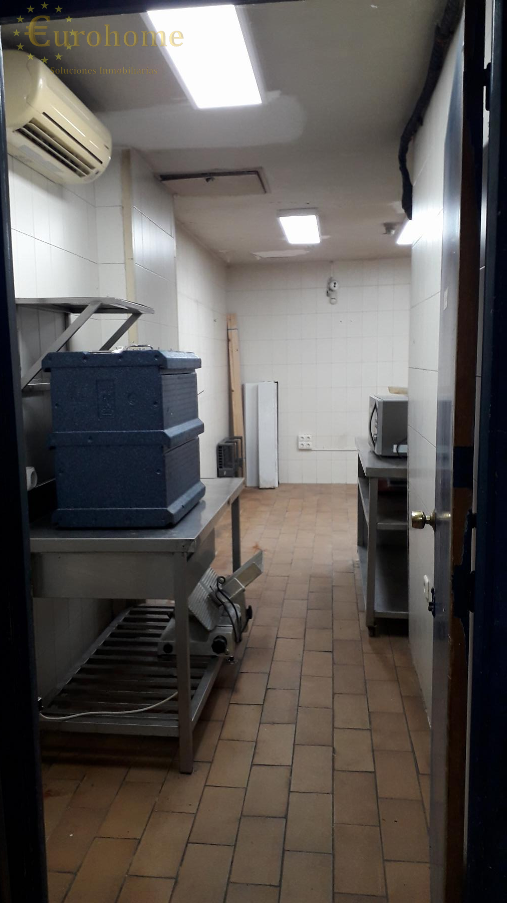 Venta de local comercial en Madrid