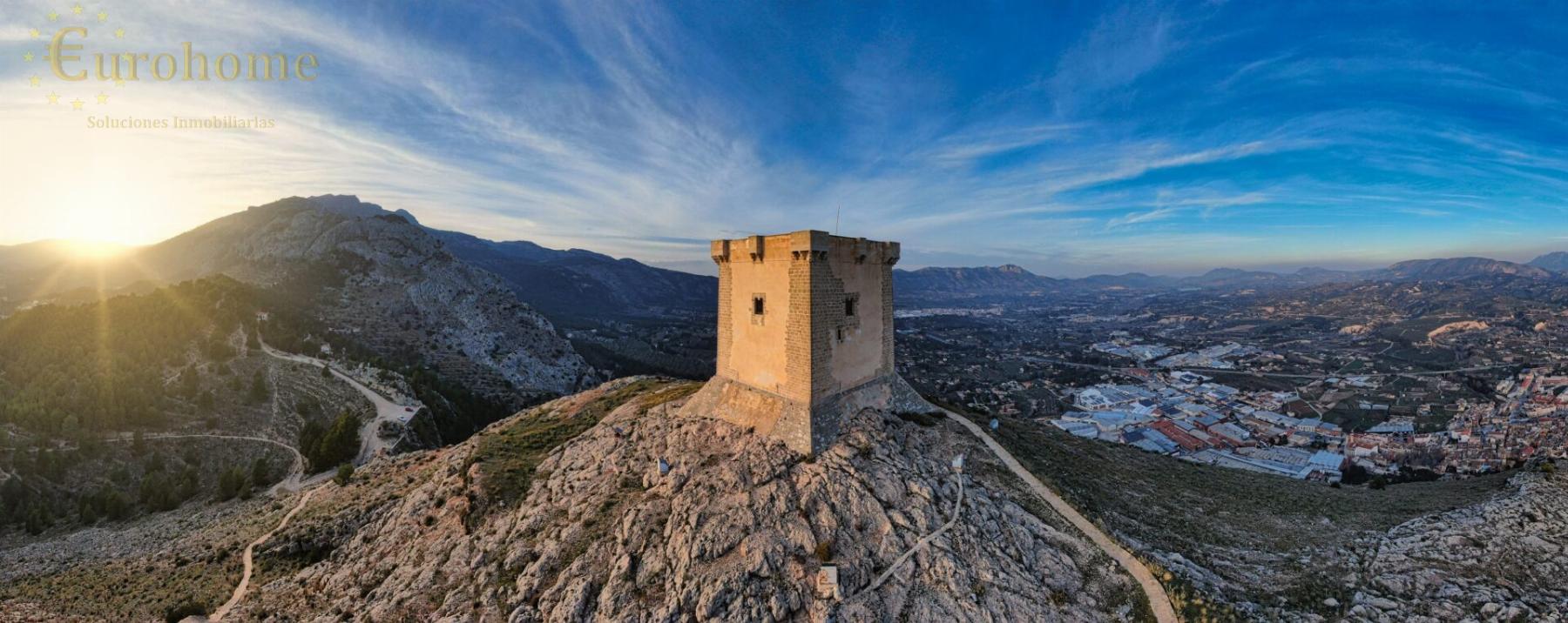 For sale of land in Cocentaina