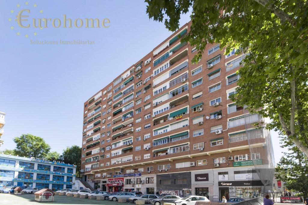 For sale of commercial in Madrid