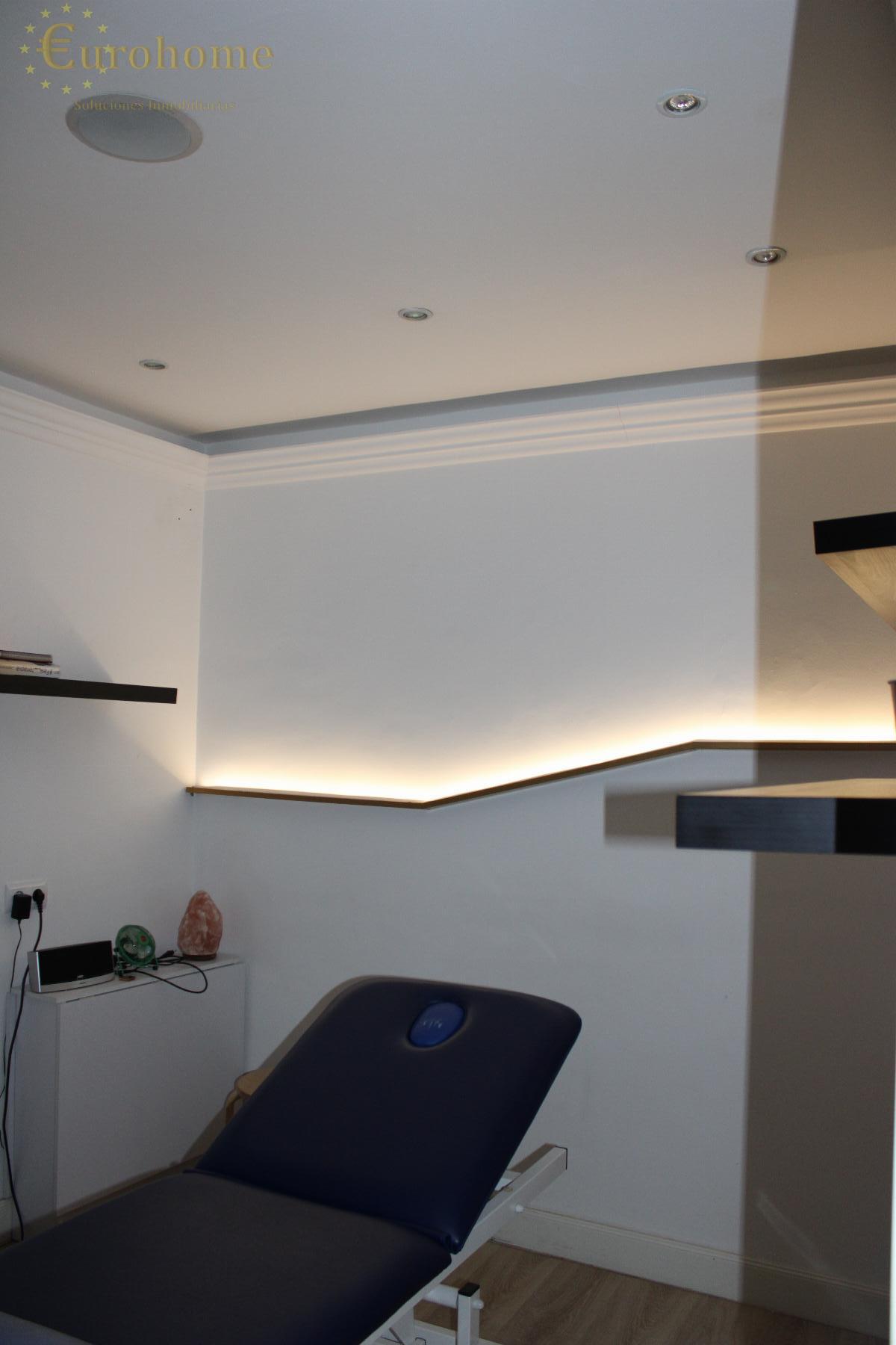 For sale of commercial in Madrid