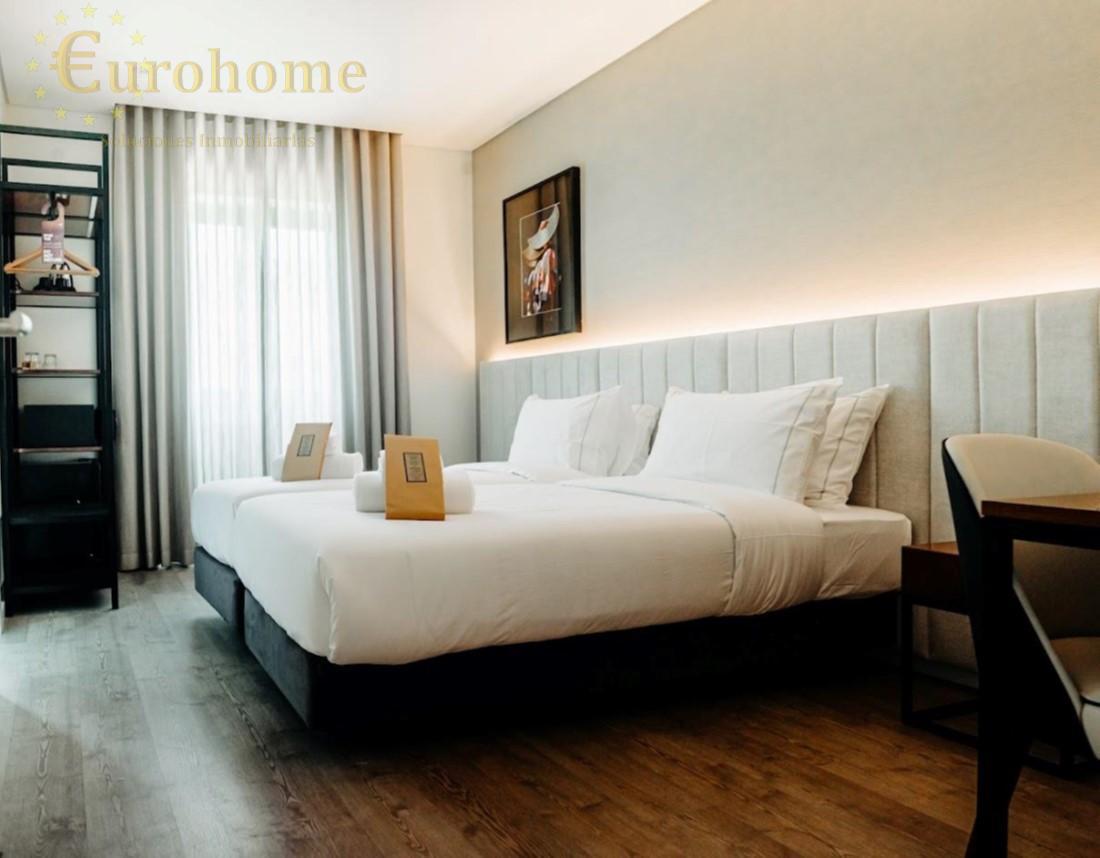 For sale of hotel in Lisboa