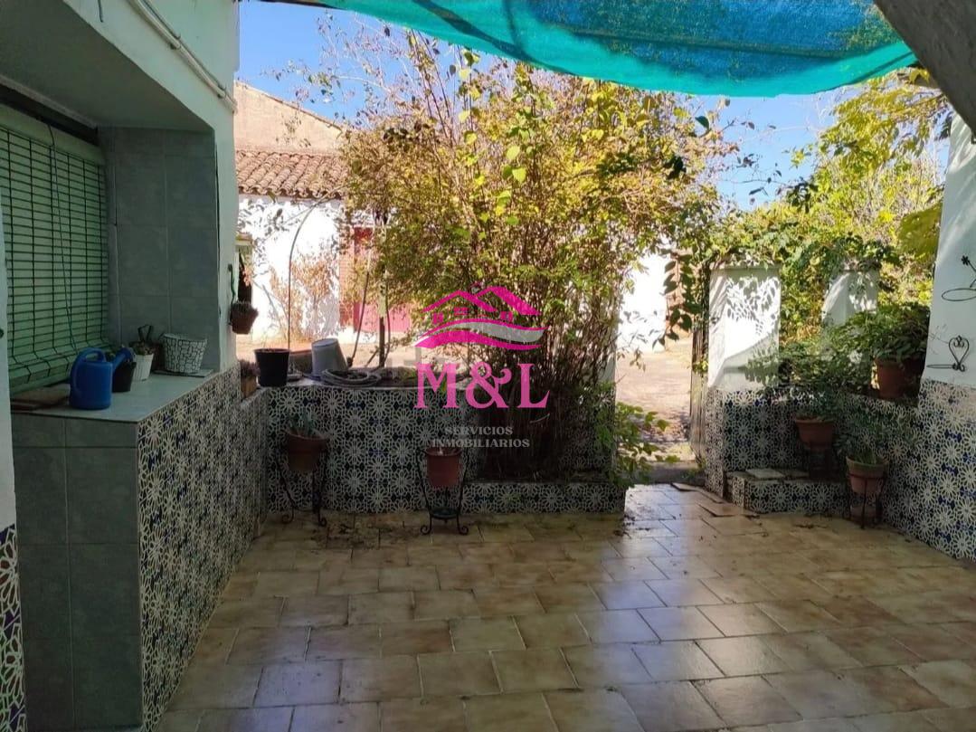 Venta de casa en Mirandilla